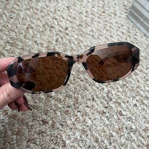 Very good used condition Quince Cora Sunglasses